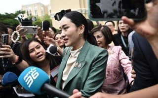 泰国宪法法院暂停总理职务 以待审理指控其违反道德规范的案件