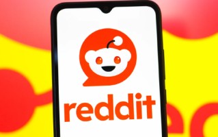 Reddit推出新型AI广告工具后股价上涨