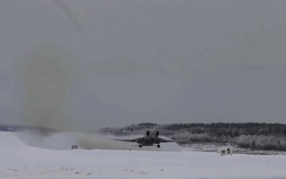 俄军轰炸机在波罗的海中立海域上空完成飞行