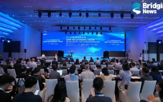 共拓产业出海新蓝图，中信出版成功举办2025陆海财经论坛