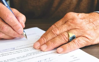 如何顺利办理养老保险跨省转移？养老保险跨省转移的流程是怎样的？