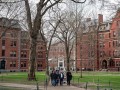 特朗普威胁停止向哈佛大学拨款 要求校方提供国际学生名单