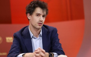 人工智能实验室Mistral将推出其首款推理模型，挑战 OpenAI